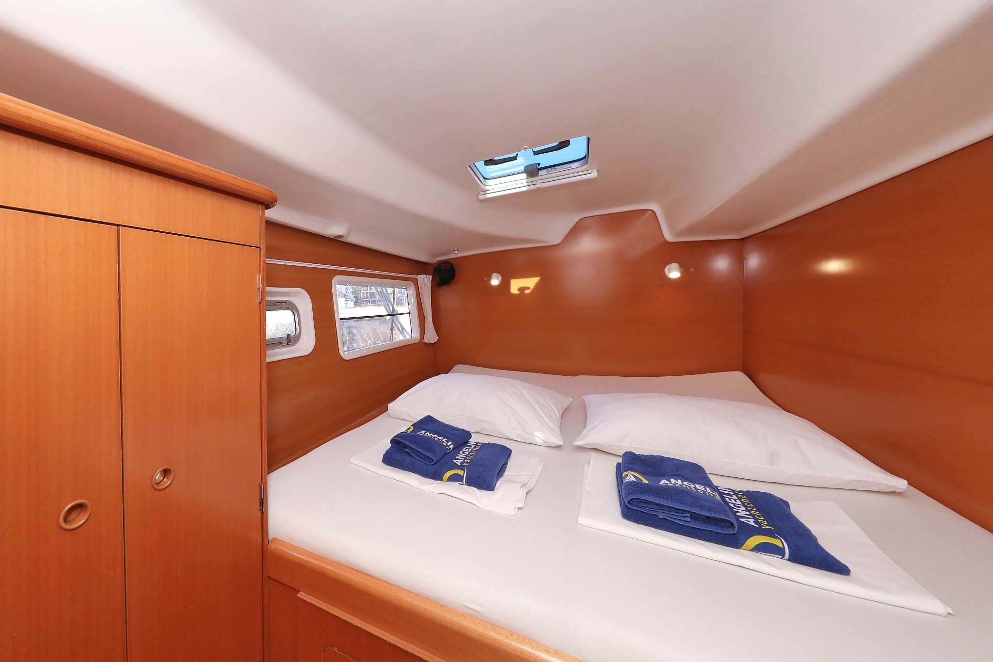 Lagoon 380 S2, Love Song | Yacht Charter Croatia