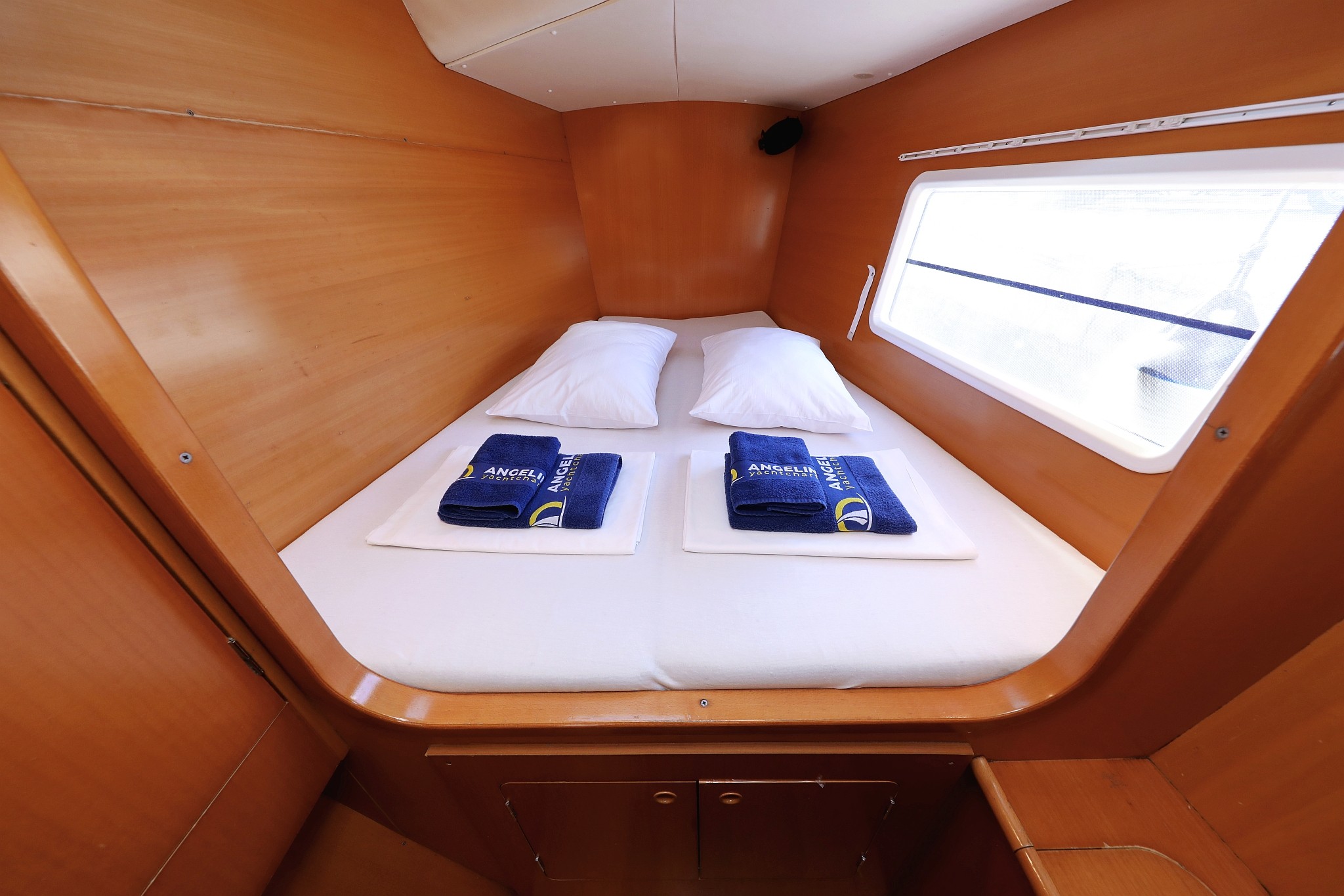 Lagoon 380 S2, Love Song | Yacht Charter Croatia
