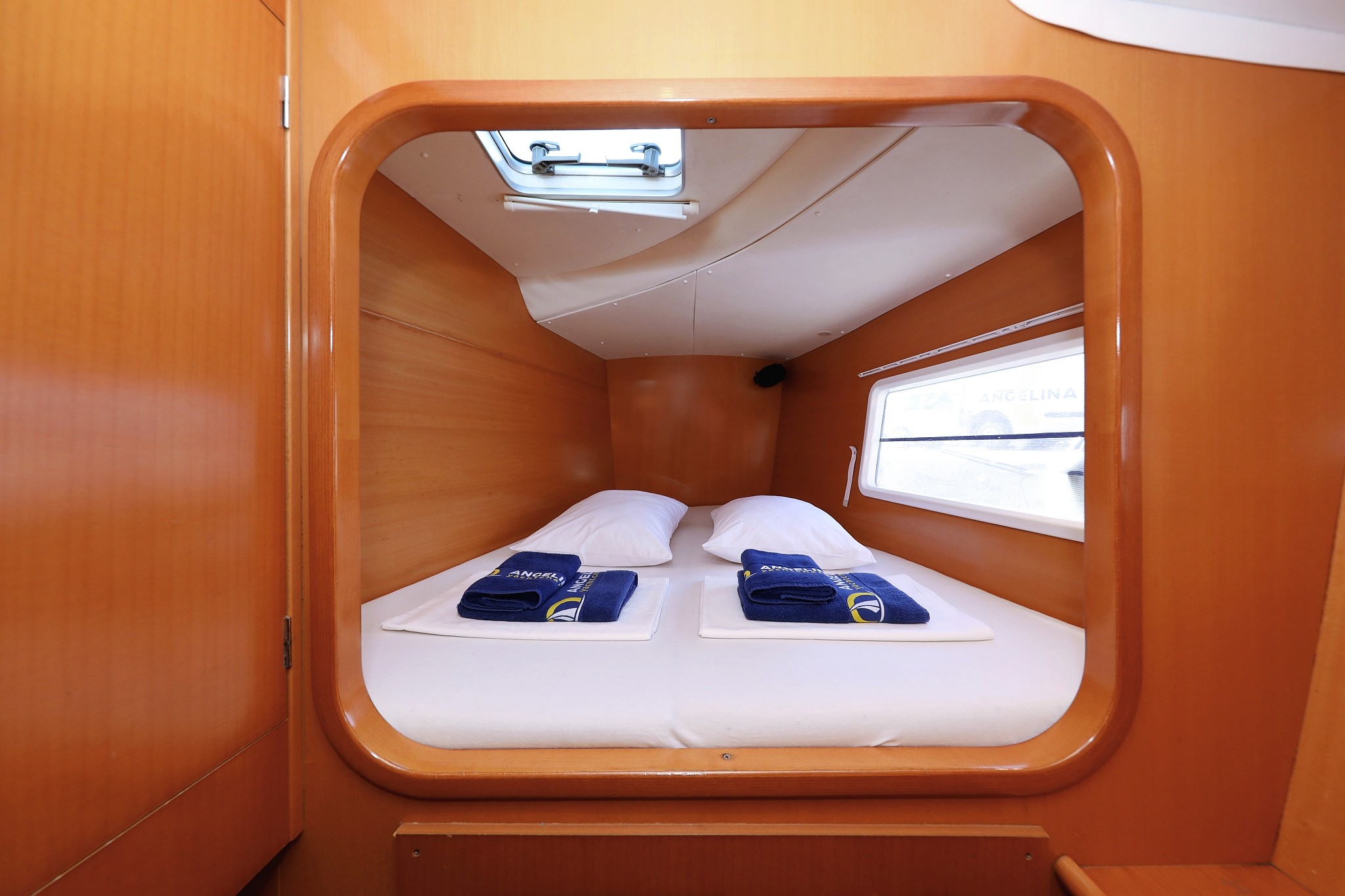 Lagoon 380 S2, Love Song | Yacht Charter Croatia