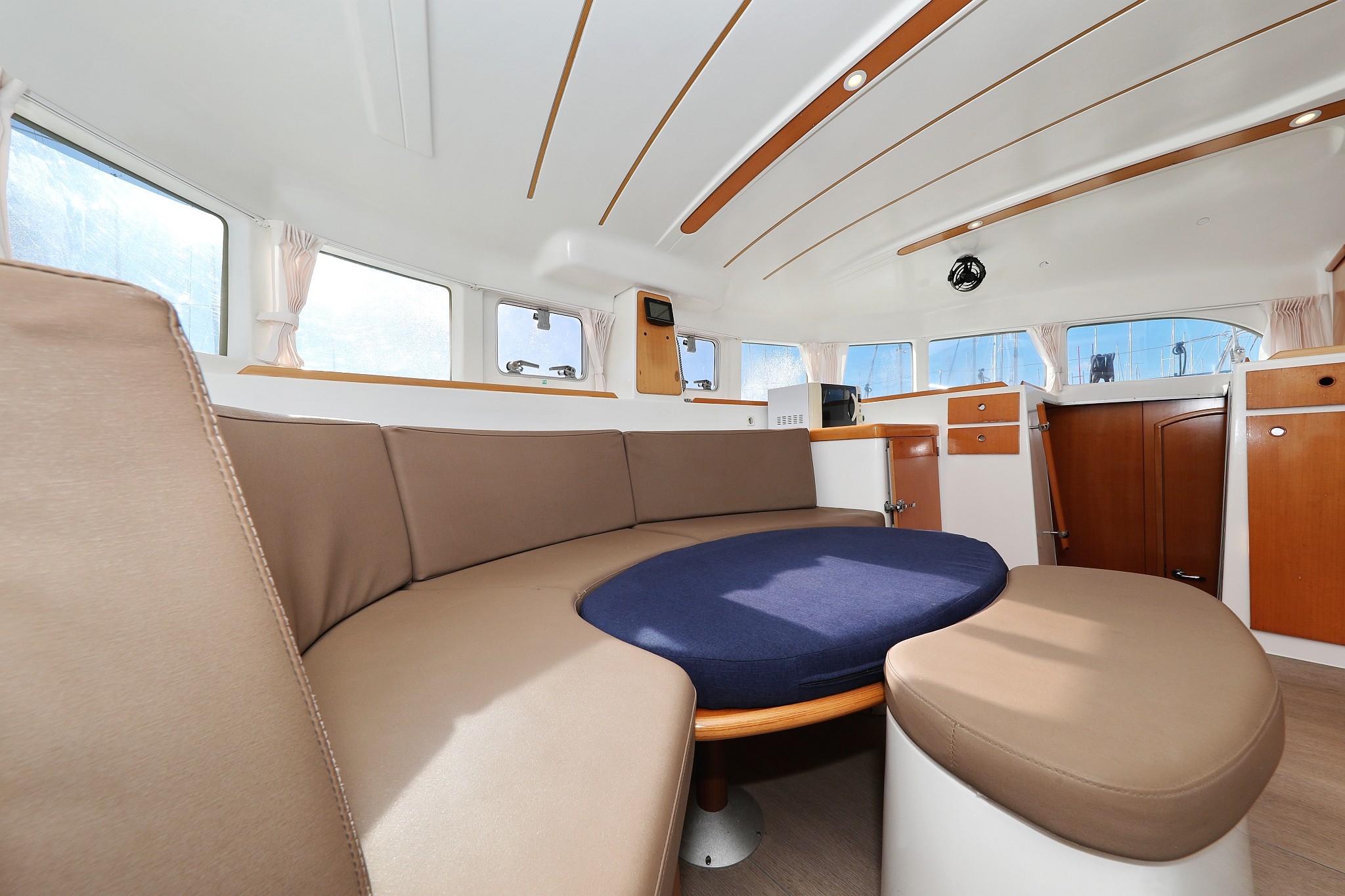 Lagoon 380 S2, Love Song | Yacht Charter Croatia