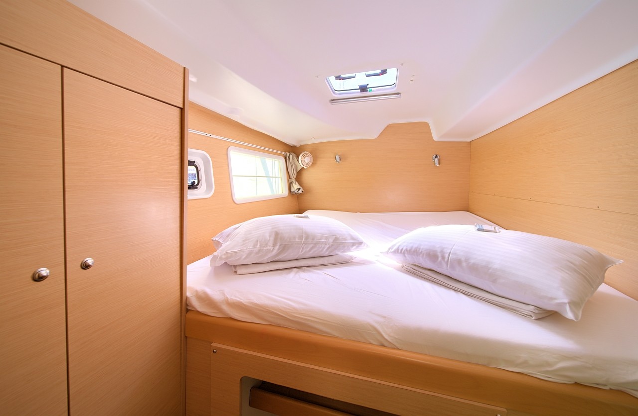 Lagoon 380 S2, Atenea | Yachtcharter Kroatien