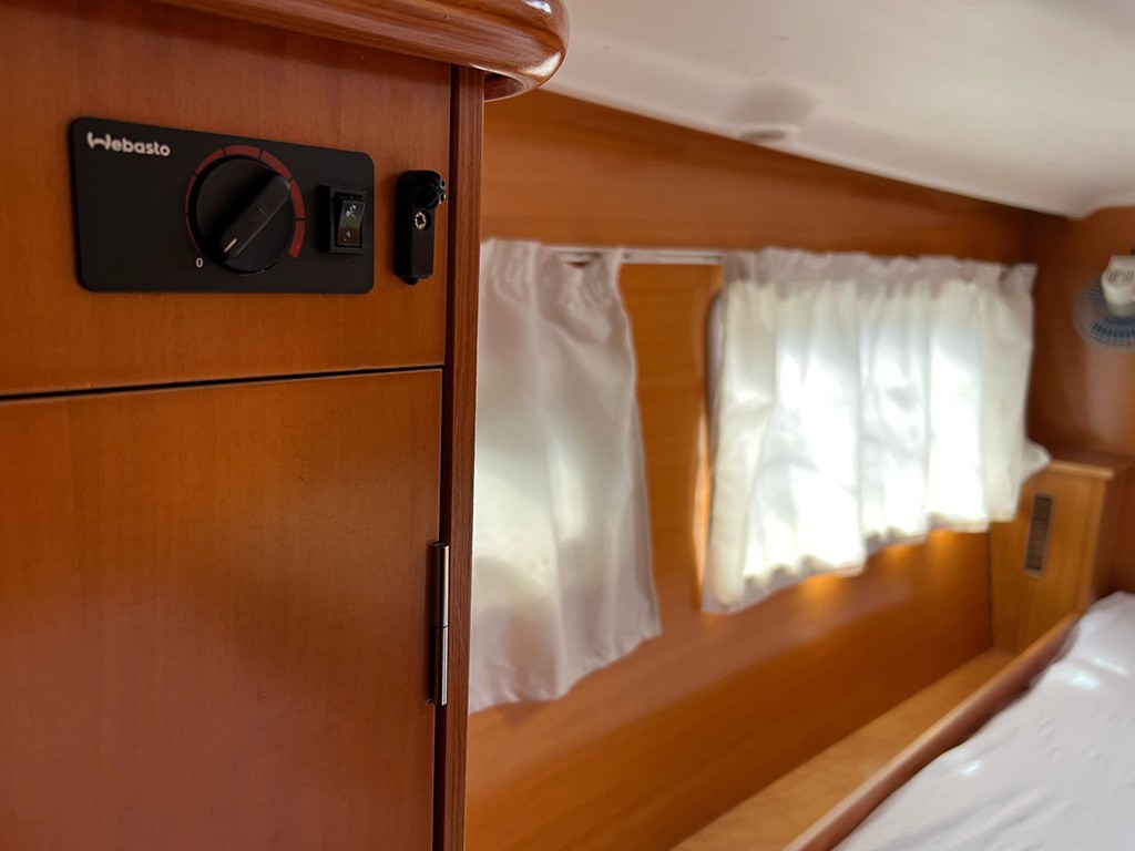 Lagoon 380 S2, Relax | Yacht Charter Croatia