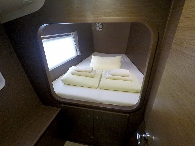 Lagoon 380, Grey Pearl | Yacht Charter Croatia