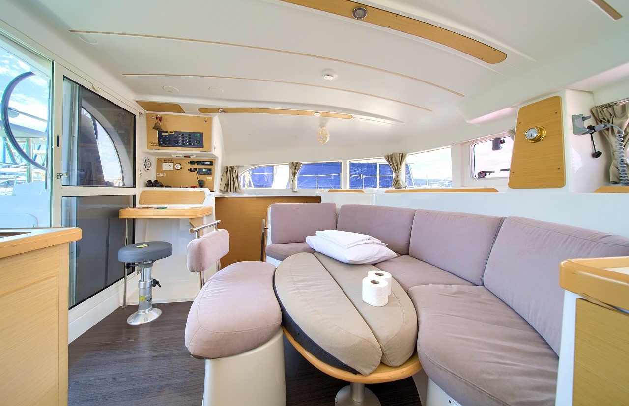 Lagoon 380, Xenia | Yacht Charter Croatia