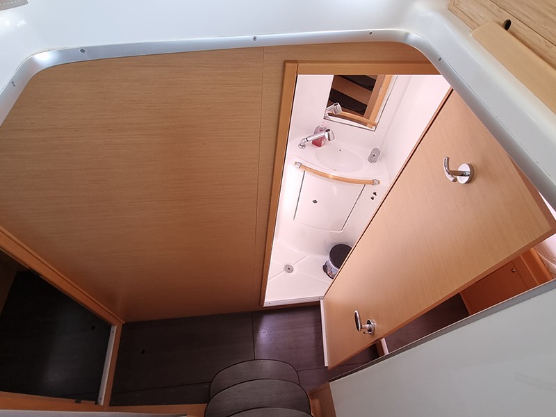 Lagoon 380, Xenia | Yacht Charter Croatia