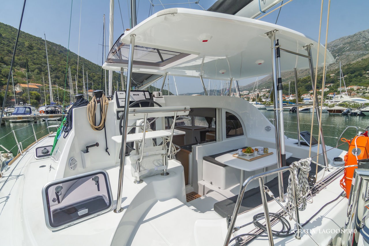 Lagoon 380, Gratia | Yachtcharter Kroatien