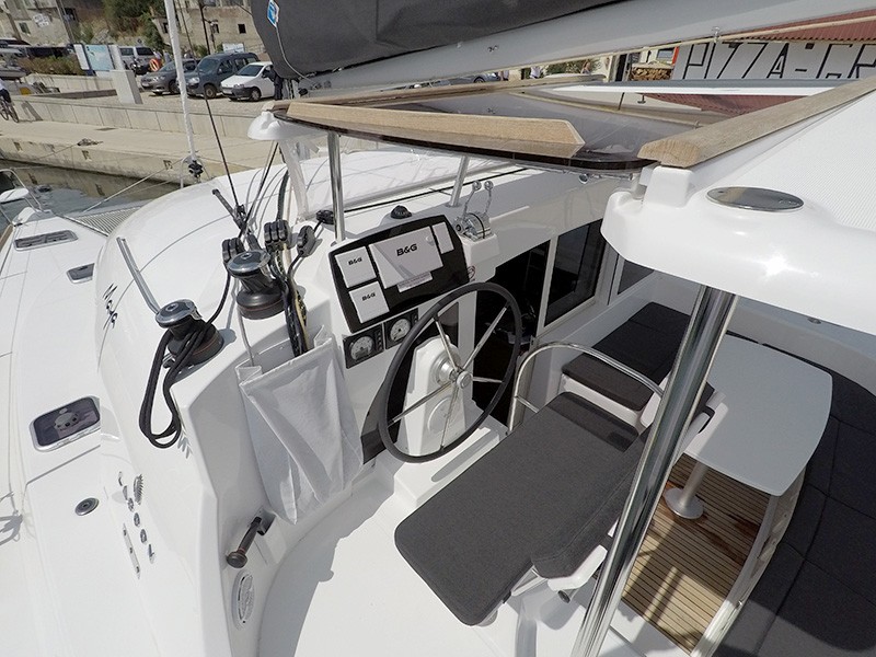 Lagoon 380, Maya | Yachtcharter Kroatien