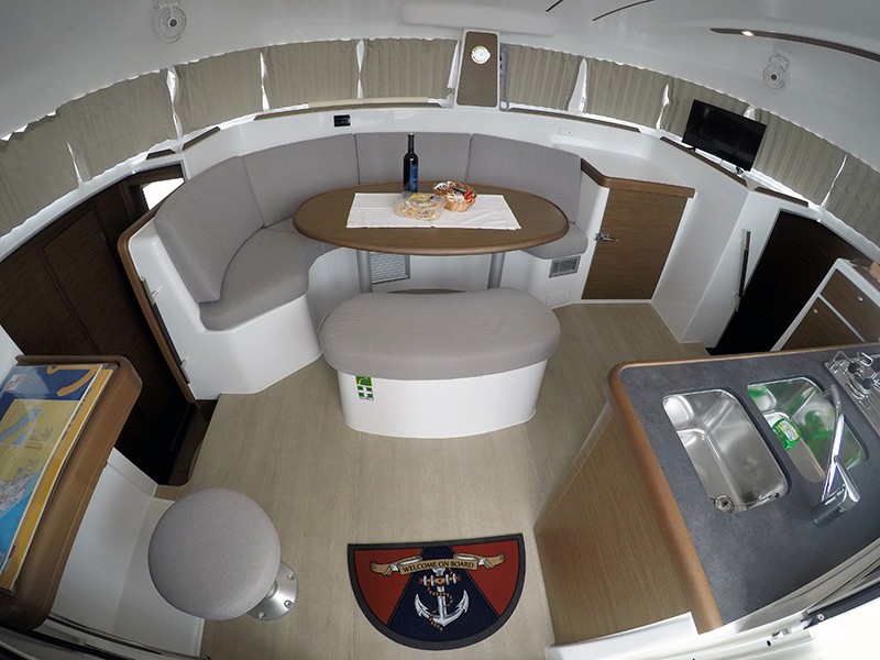 Lagoon 380, Maya | Yachtcharter Kroatien