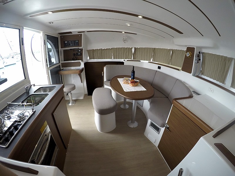 Lagoon 380, Maya | Yachtcharter Kroatien