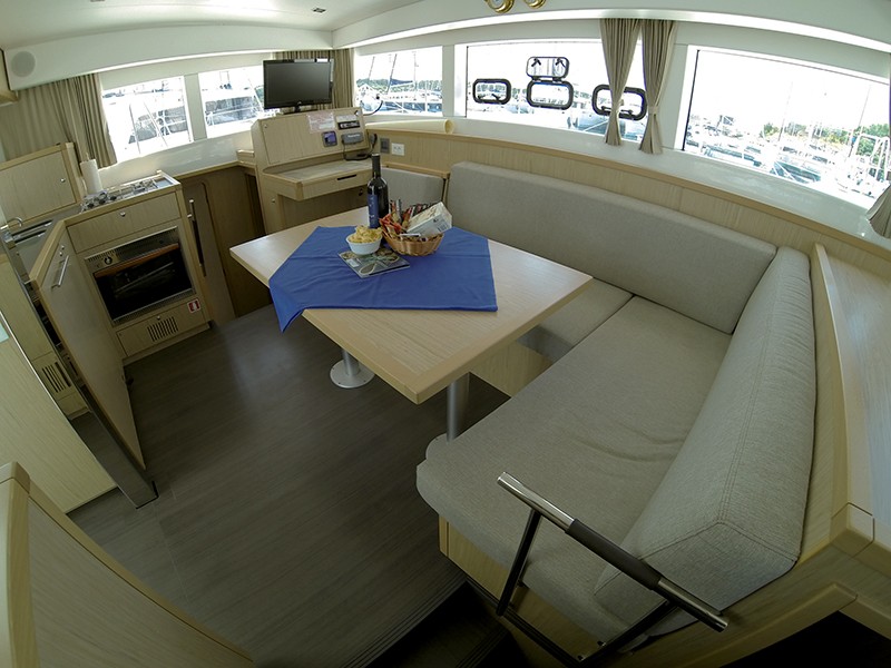 Lagoon 39, Bob Cat | Yacht Charter Croatia