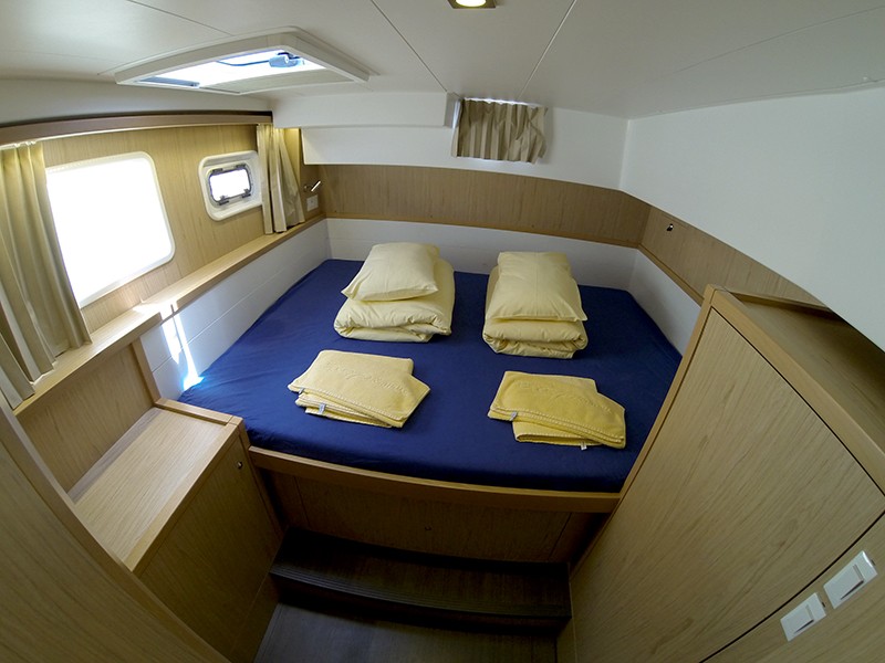 Lagoon 39, Bob Cat | Yacht Charter Croatia