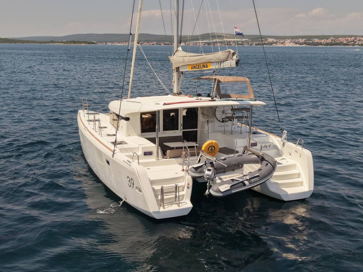 Lagoon 39, Lilla V | Yacht Charter Croatia