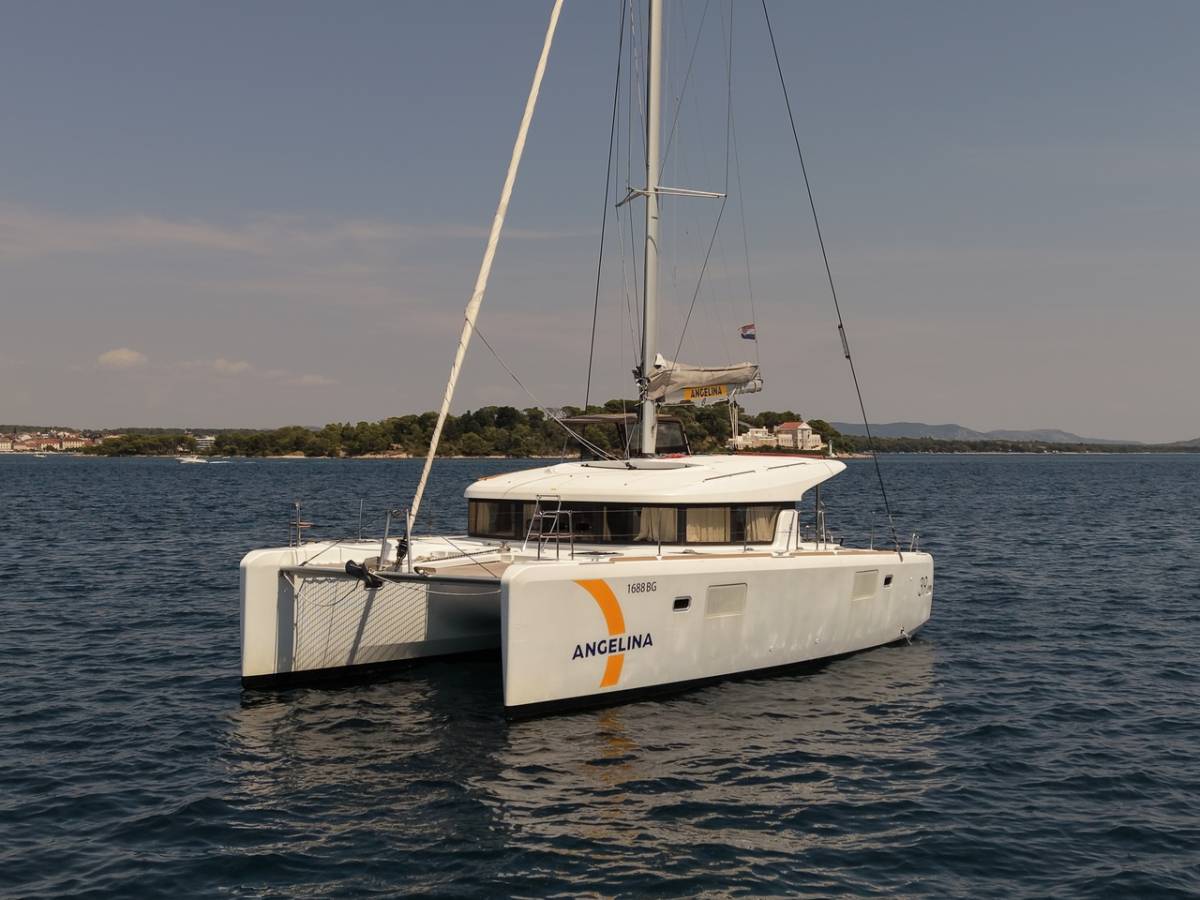 Lagoon 39, Lilla V | Yacht Charter Croatia