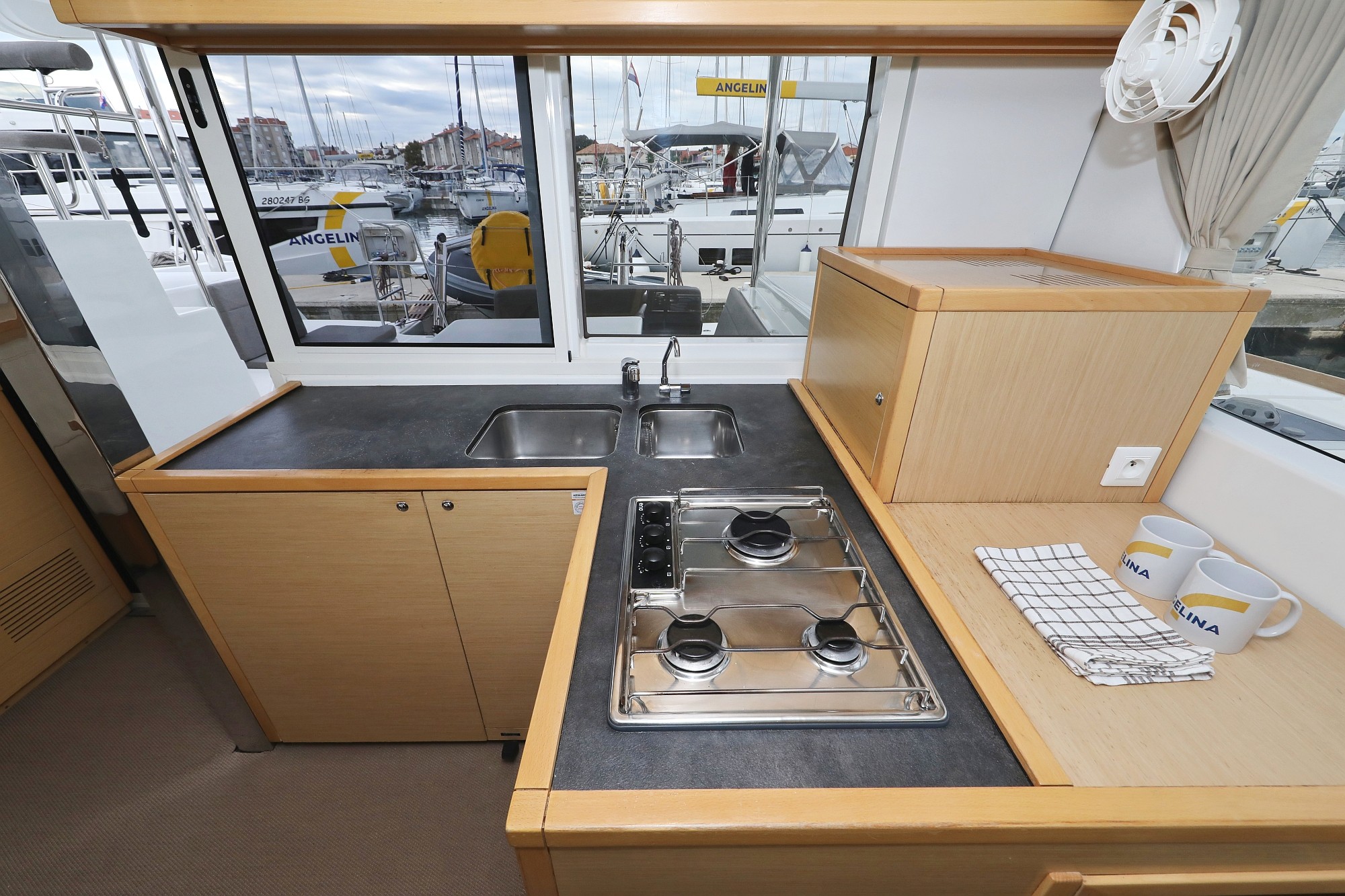 Lagoon 39, Lilla V | Yacht Charter Croatia