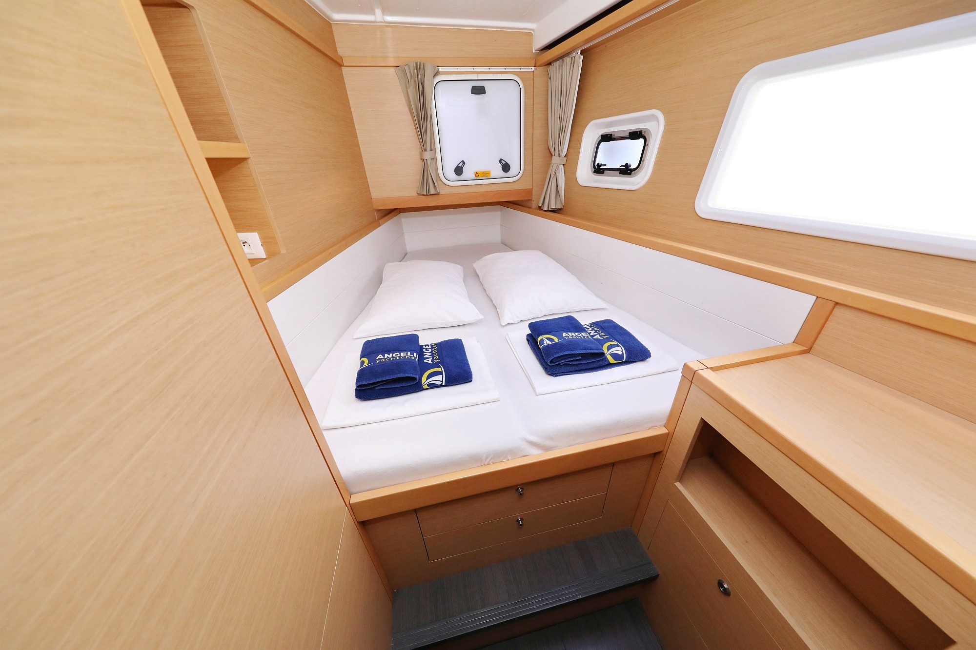 Lagoon 39, Lilla V | Yacht Charter Croatia