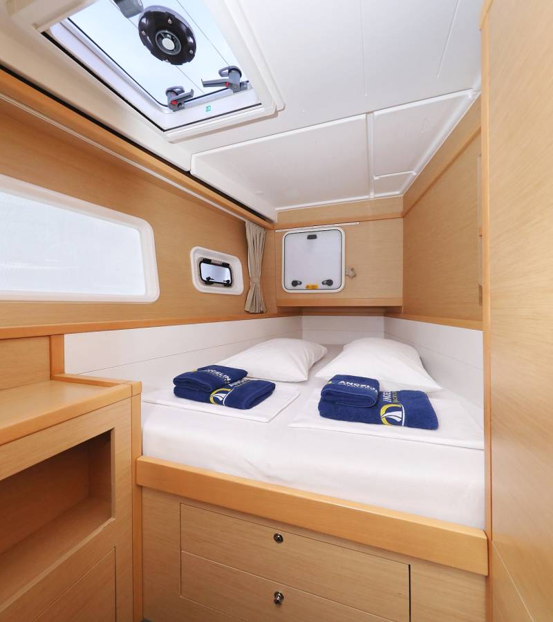 Lagoon 39, Lilla V | Yacht Charter Croatia