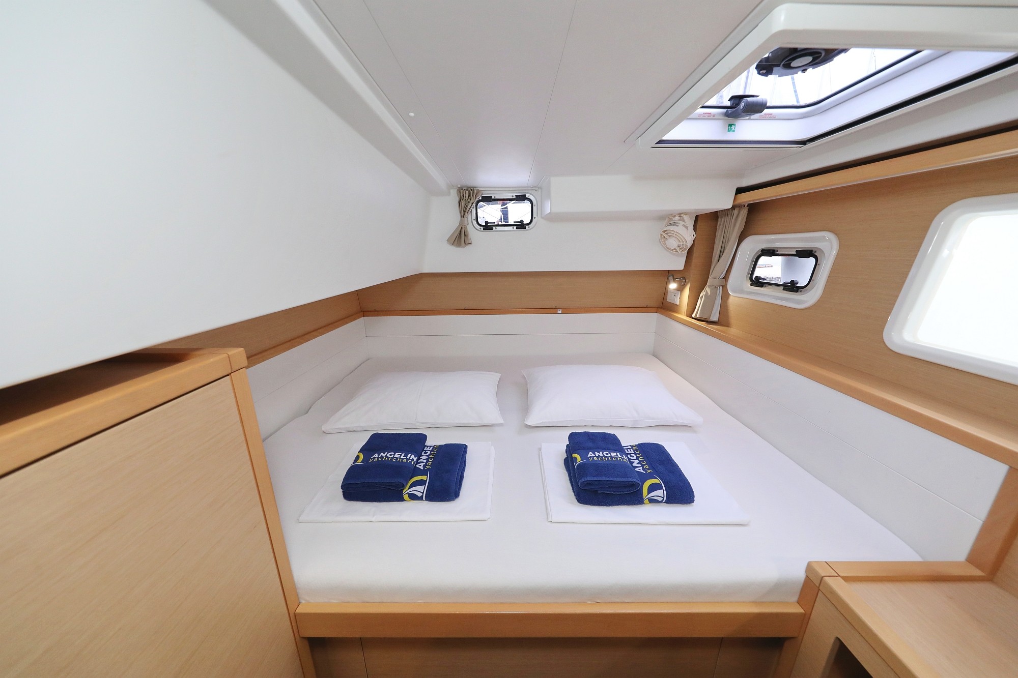 Lagoon 39, Lilla V | Yacht Charter Croatia