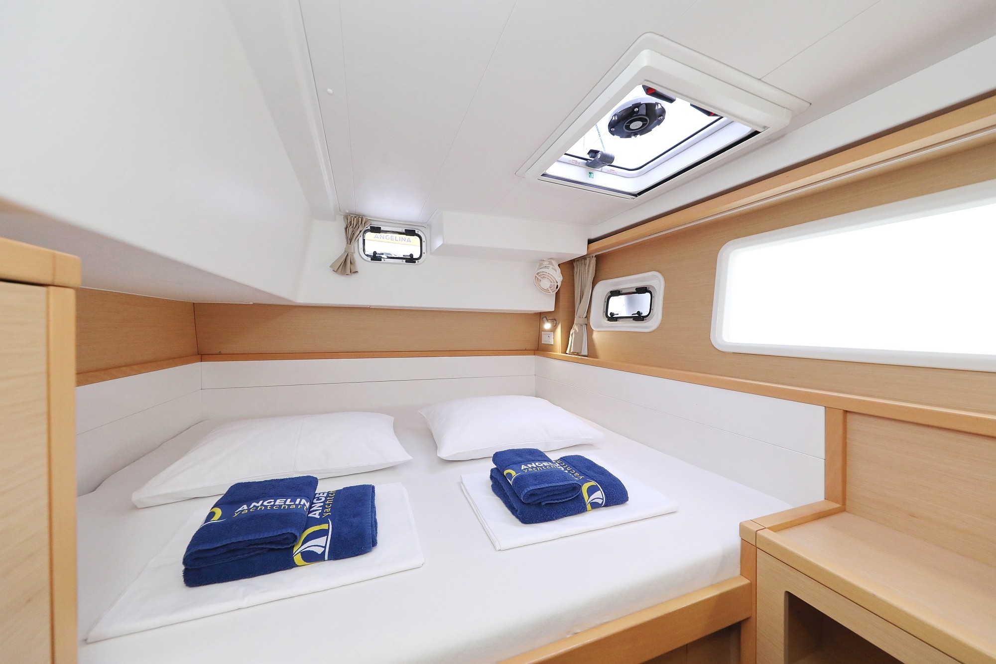 Lagoon 39, Lilla V | Yacht Charter Croatia