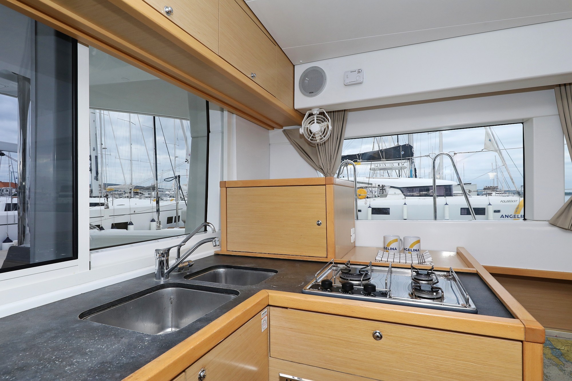Lagoon 39, Lilla V | Yacht Charter Croatia
