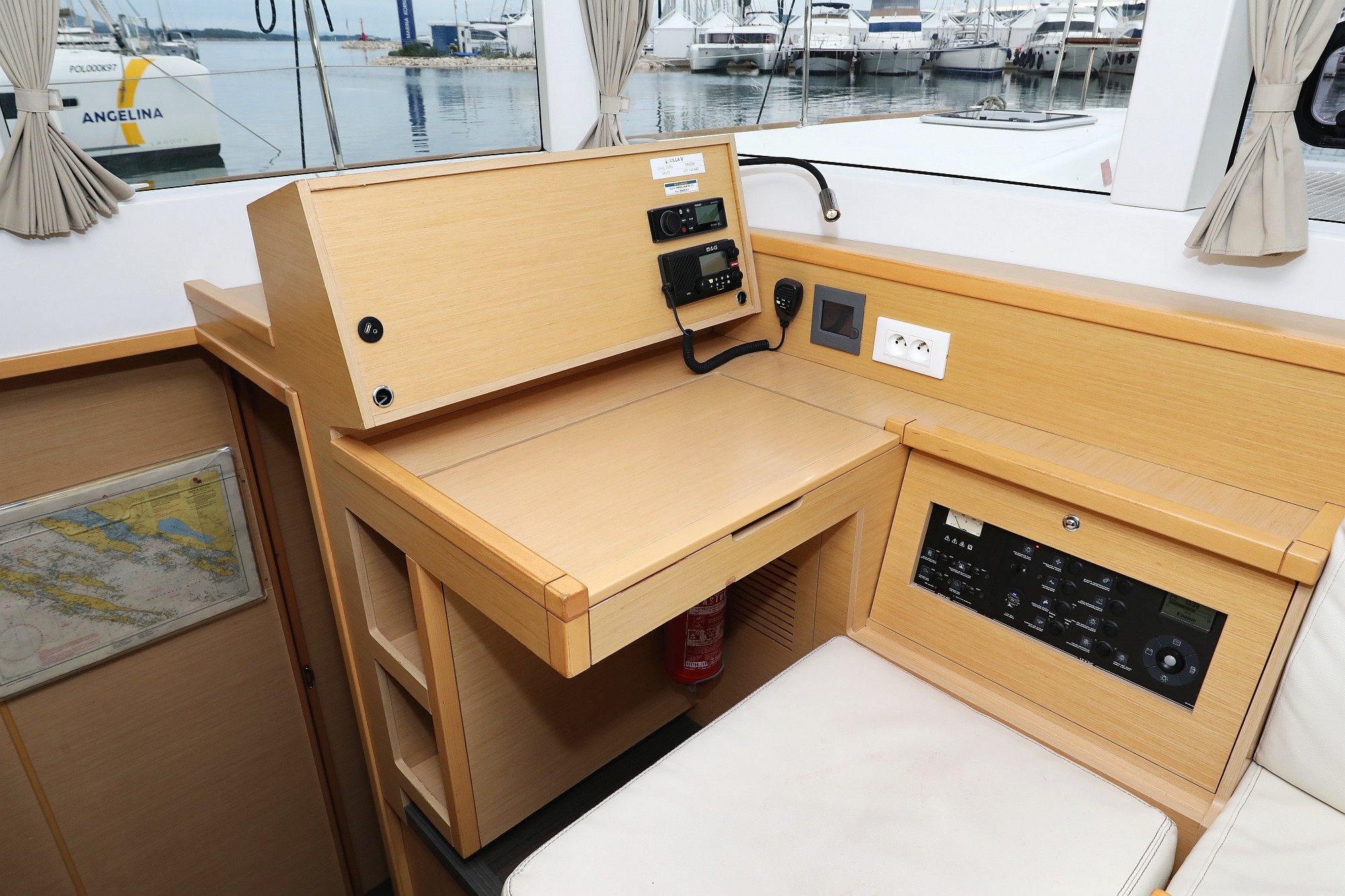 Lagoon 39, Lilla V | Yacht Charter Croatia