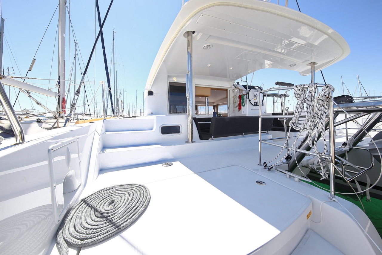 Lagoon 39, Gin Tonic | Yacht Charter Croatia