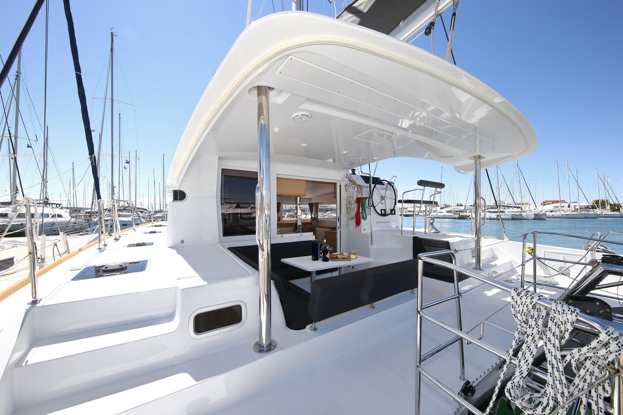 Lagoon 39, Gin Tonic | Yacht Charter Croatia