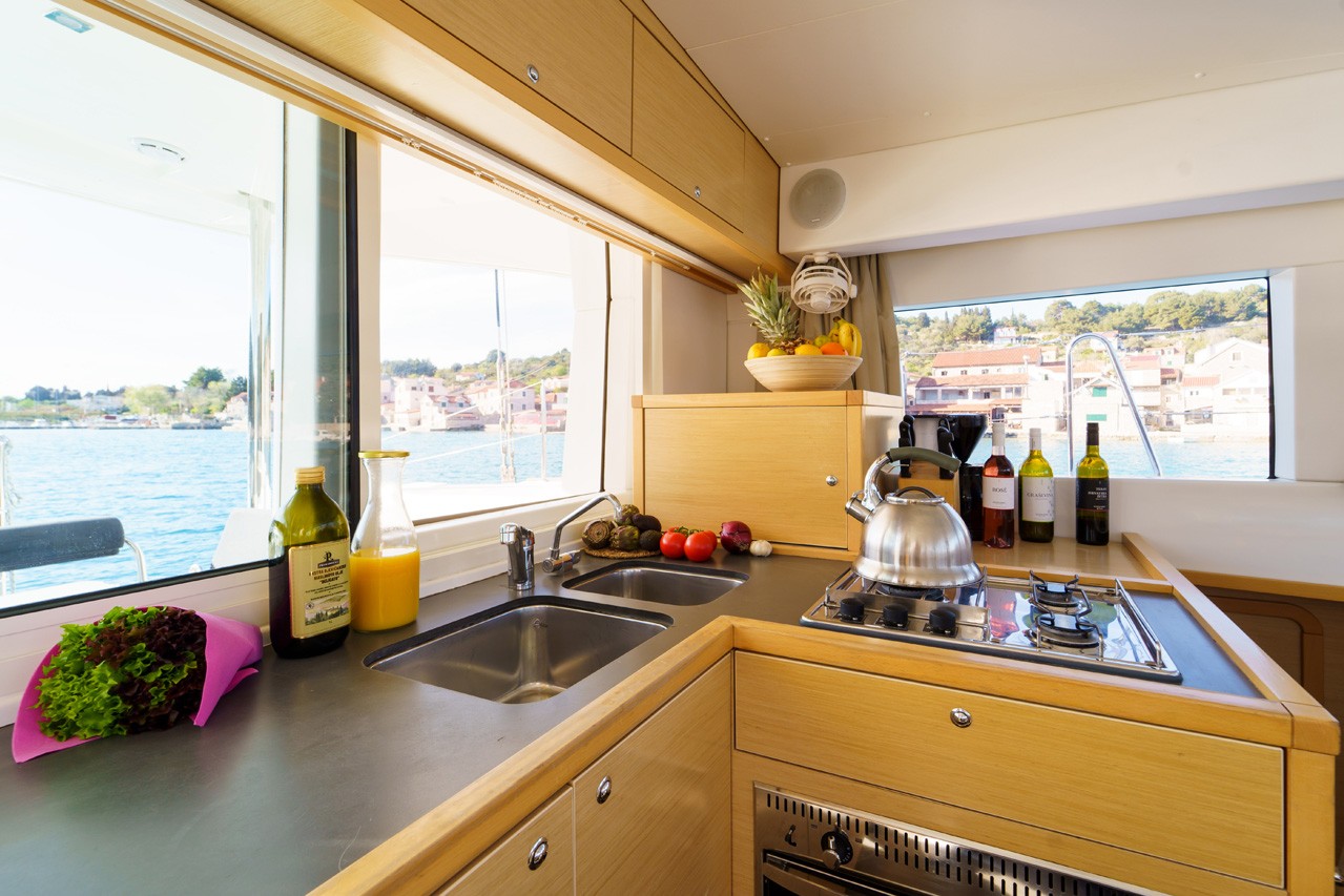 Lagoon 39, White Pearl | Yacht Charter Croatia