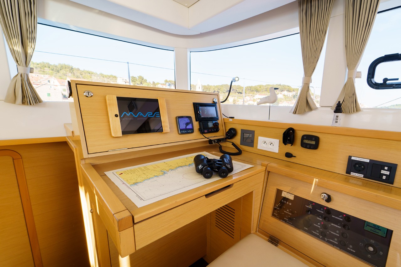 Lagoon 39, White Pearl | Yacht Charter Croatia