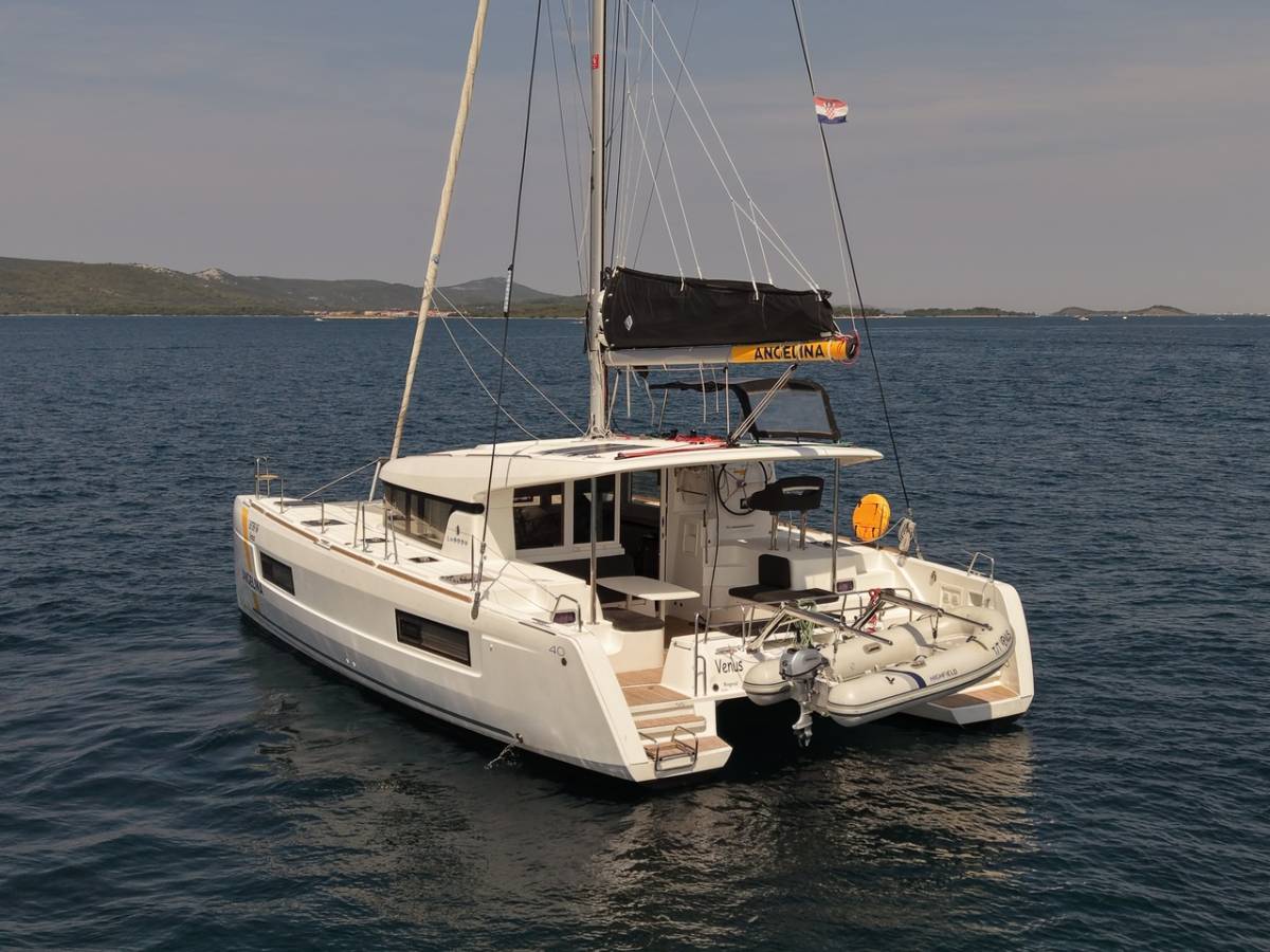 Lagoon 40, Venus | Yacht Charter Croatia