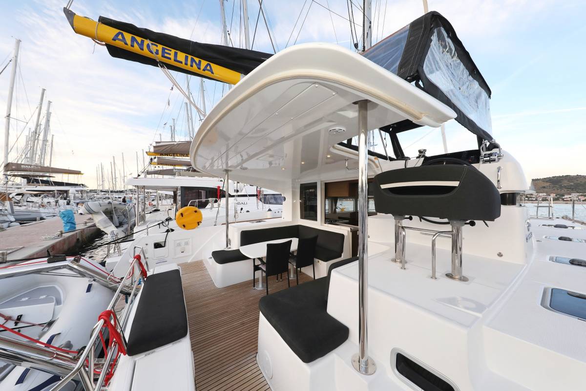 Lagoon 40, Venus | Yacht Charter Croatia