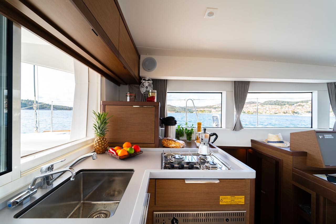 Lagoon 40, Sound of Silence | Yacht Charter Croatia