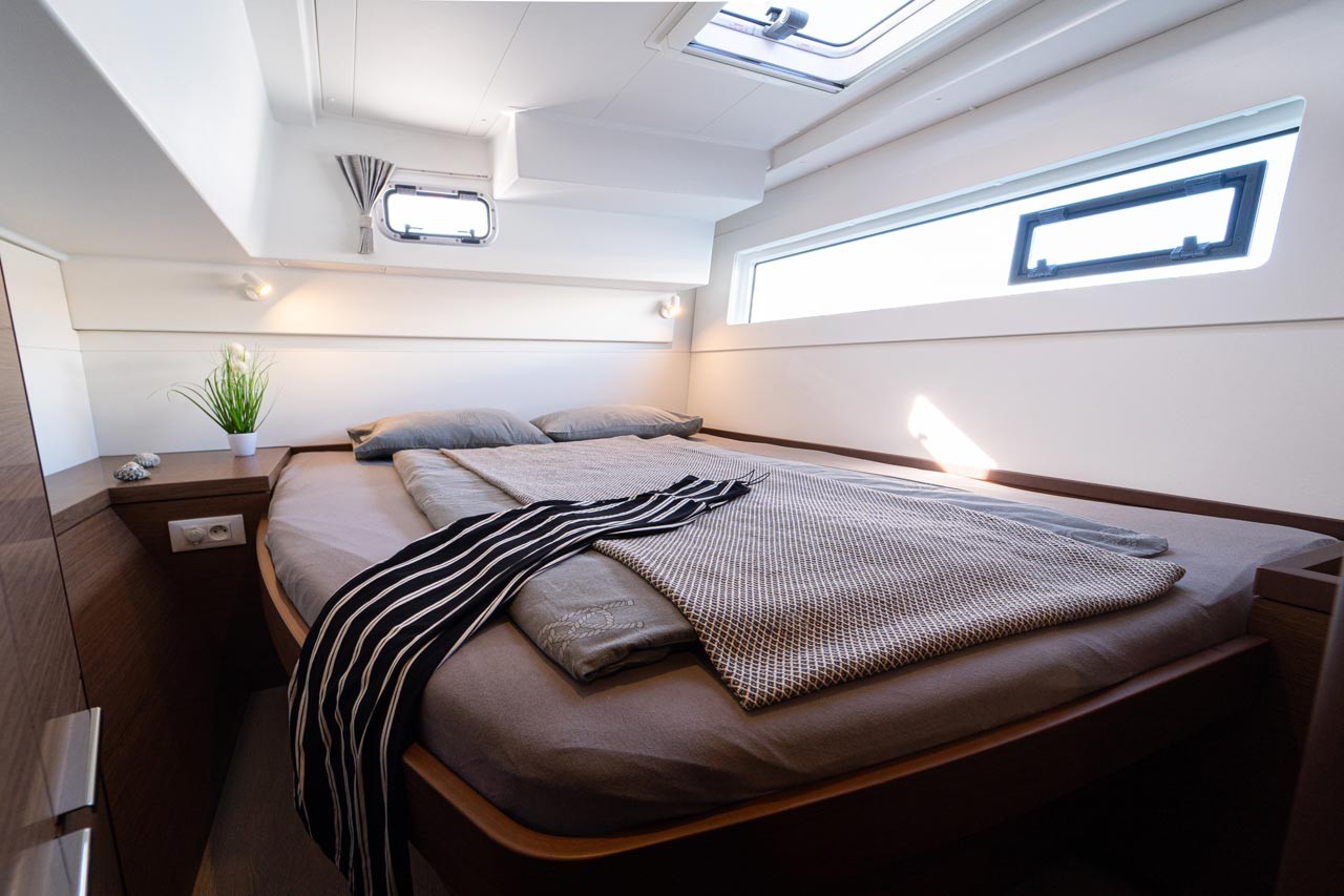 Lagoon 40, Sound of Silence | Yacht Charter Croatia