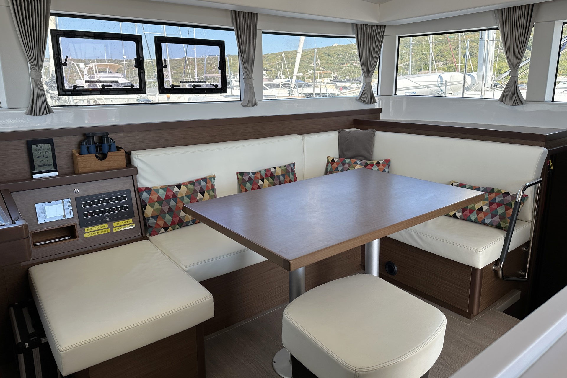 Lagoon 40, Vaiana | Yacht Charter Croatia