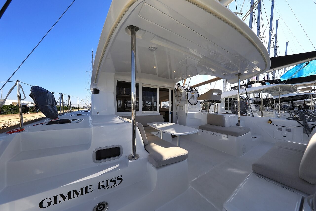 Lagoon 40, Gimme Kiss | Yacht Charter Croatia