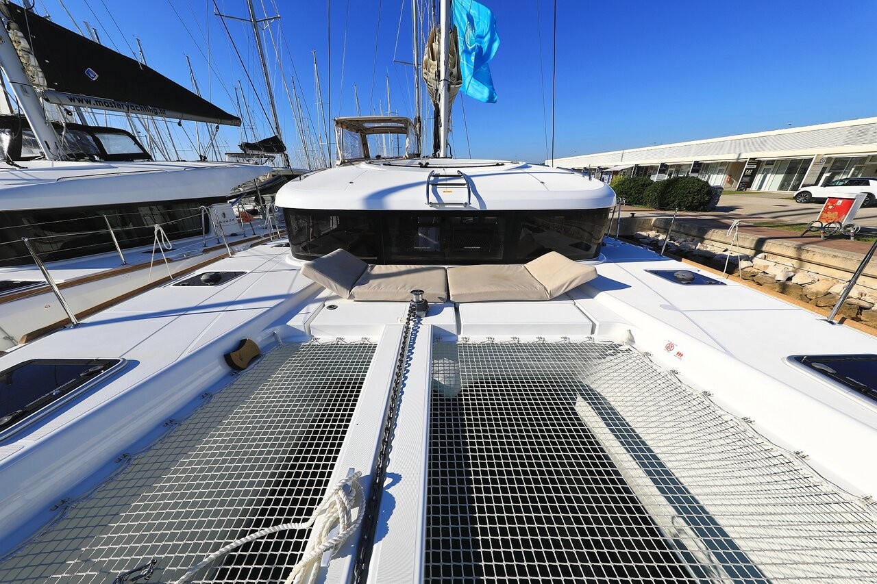 Lagoon 40, Gimme Kiss | Yacht Charter Croatia