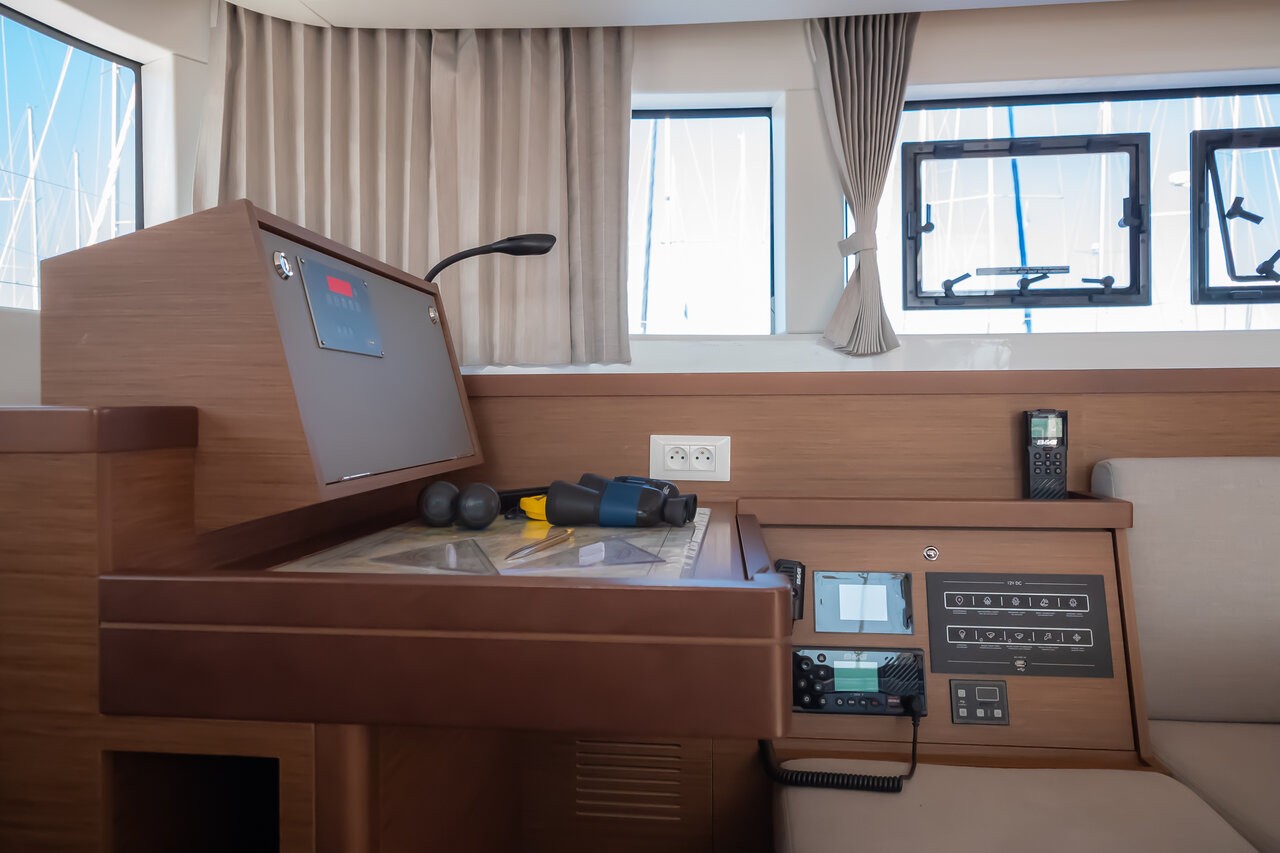 Lagoon 40, You | Yacht Charter Croatia