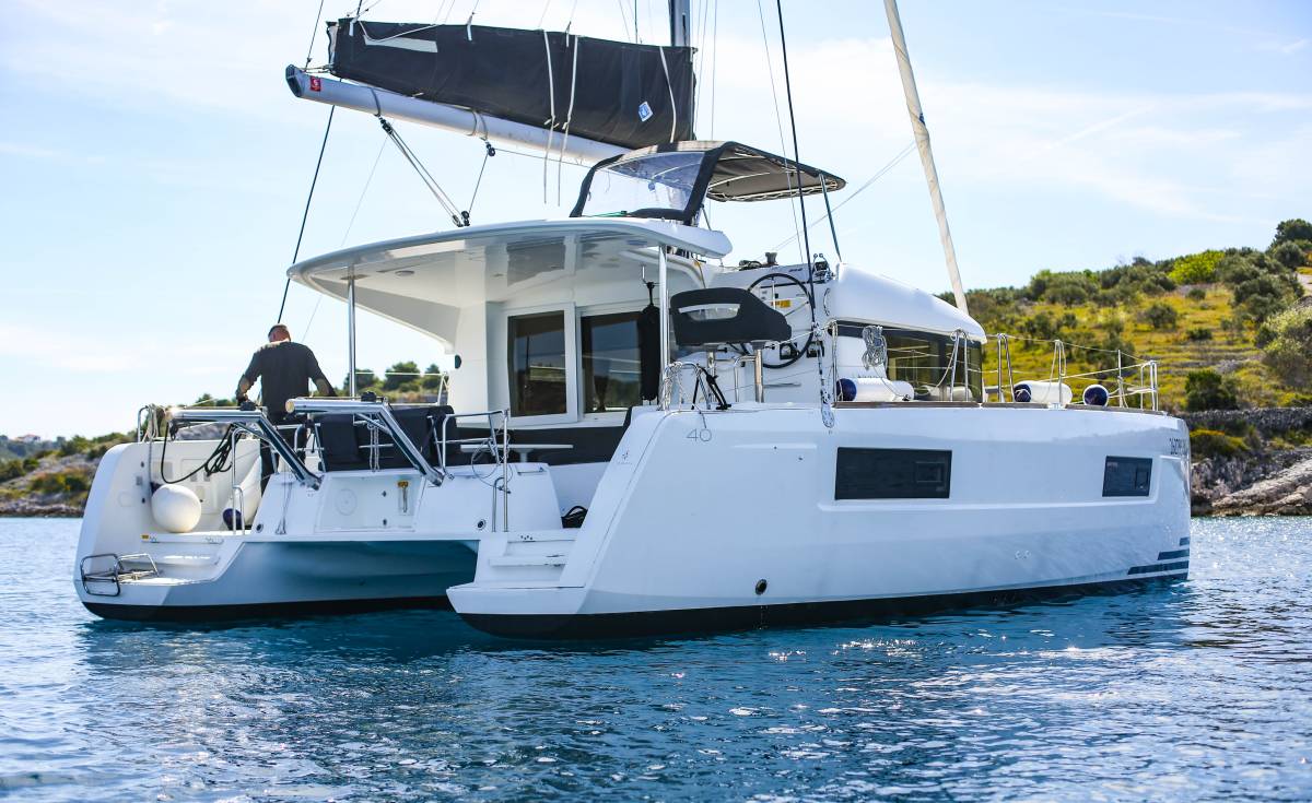 Lagoon 40, Bahia Real | Yacht Charter Croatia