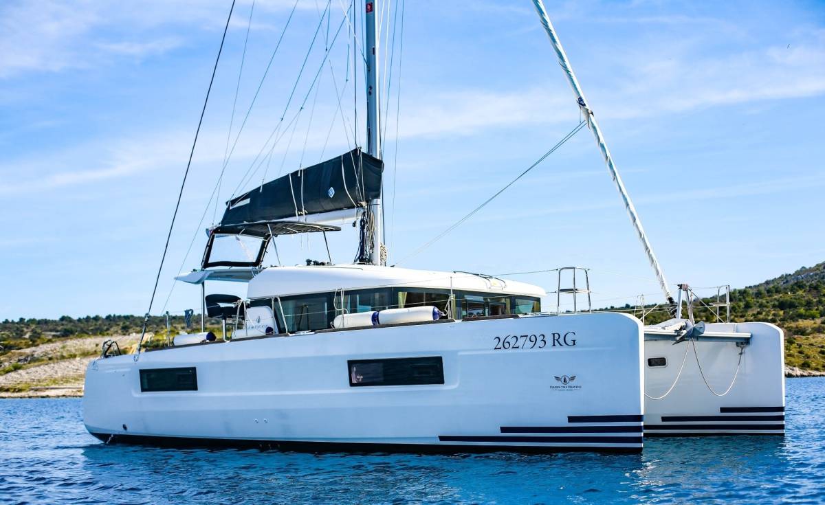 Lagoon 40, Bahia Real | Yacht Charter Croatia