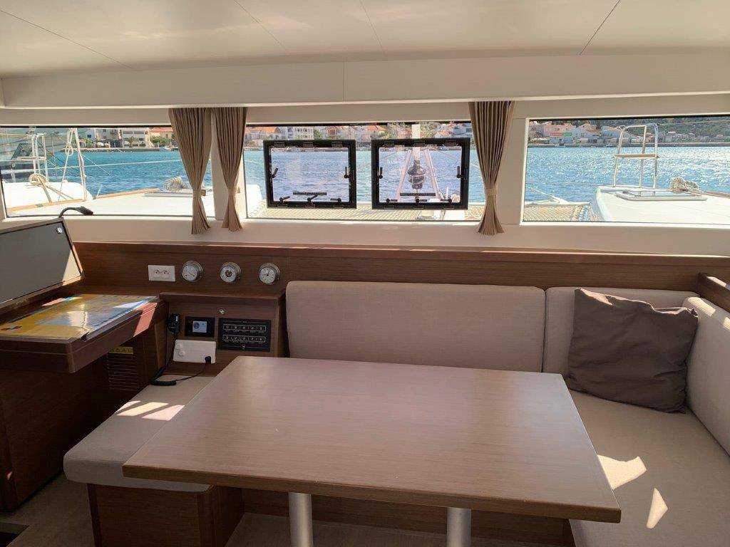 Lagoon 40, Bahia Real | Yacht Charter Croatia
