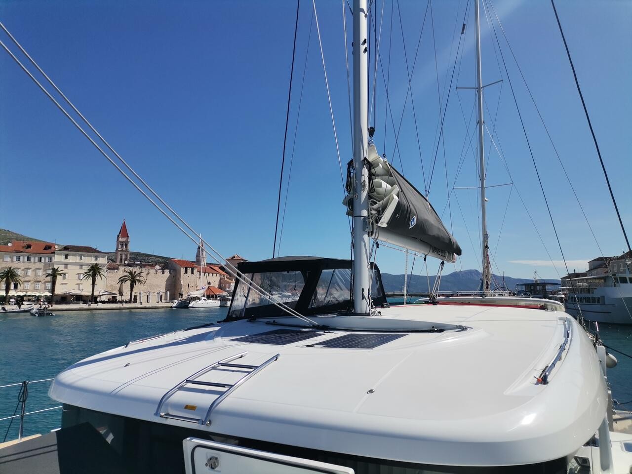Lagoon 40, Wave elli | Yacht Charter Croatia
