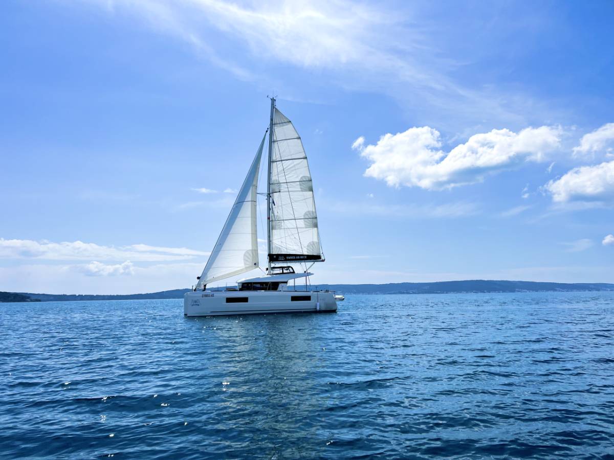 Lagoon 40, Twice as nice | Yacht Charter Croatia