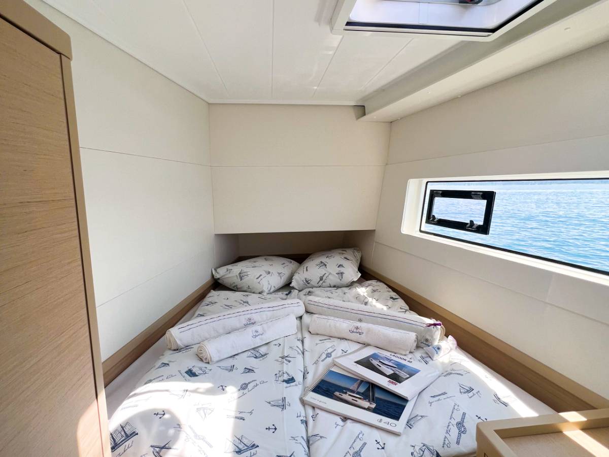 Lagoon 40, Twice as nice | Yacht Charter Croatia