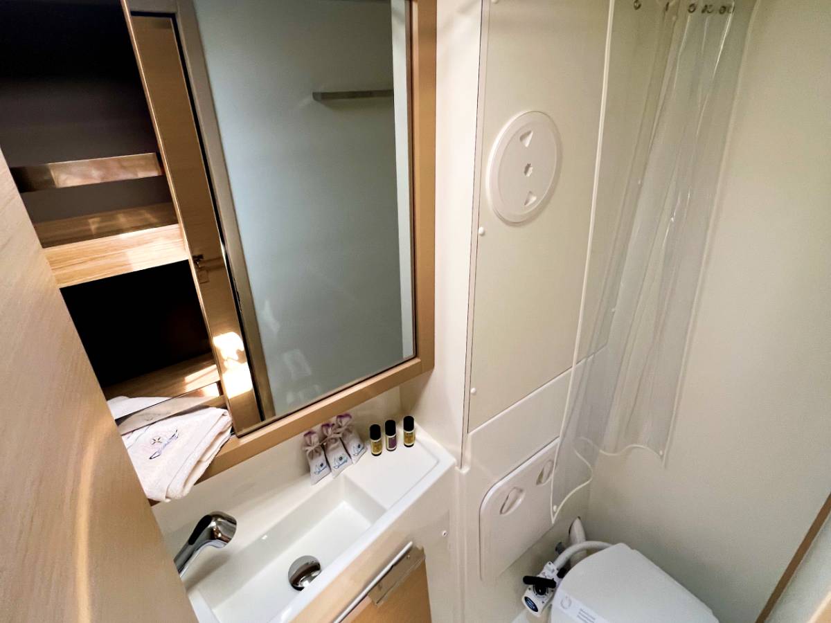Lagoon 40, Twice as nice | Yacht Charter Croatia