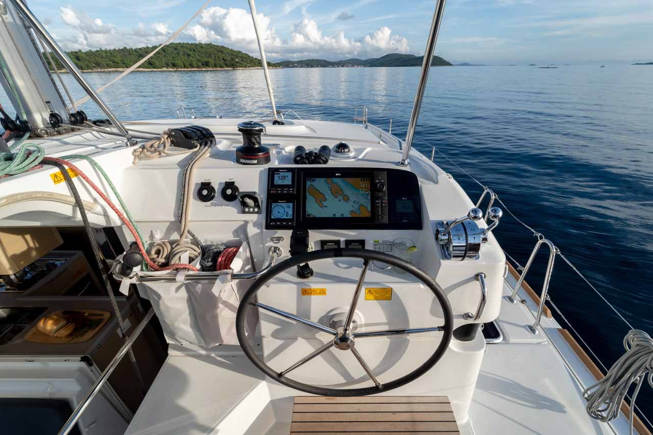 Lagoon 40, Mamma Mia | Yacht Charter Croatia