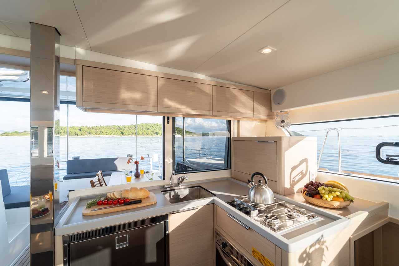 Lagoon 40, Mamma Mia | Yacht Charter Croatia