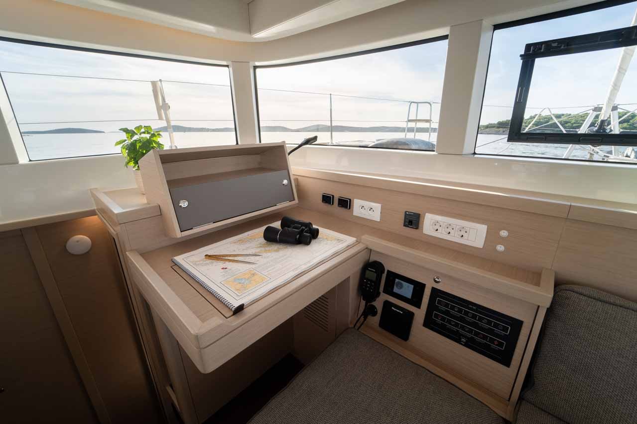 Lagoon 40, Mamma Mia | Yacht Charter Croatia