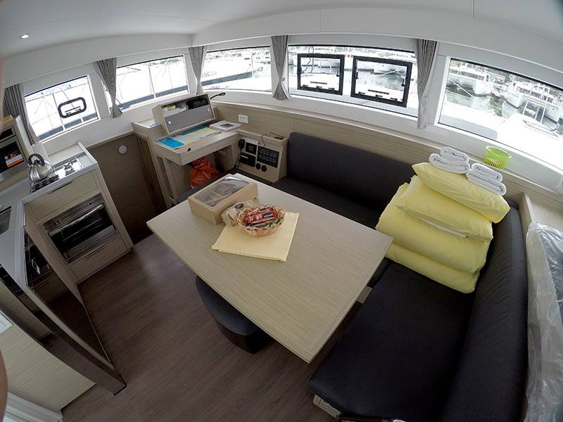 Lagoon 40, Duplo II | Yacht Charter Croatia