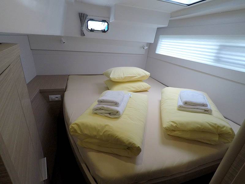 Lagoon 40, Duplo II | Yacht Charter Croatia