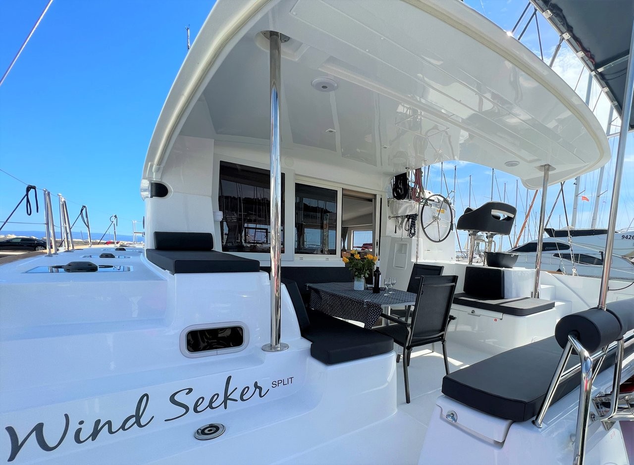 Lagoon 40, Wind Seeker | Yacht Charter Croatia