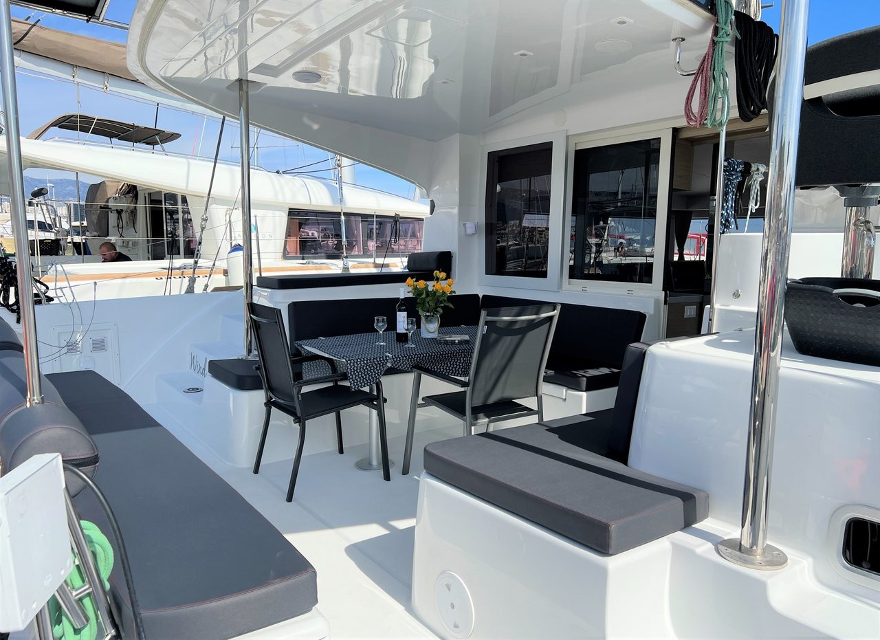Lagoon 40, Wind Seeker | Yacht Charter Croatia